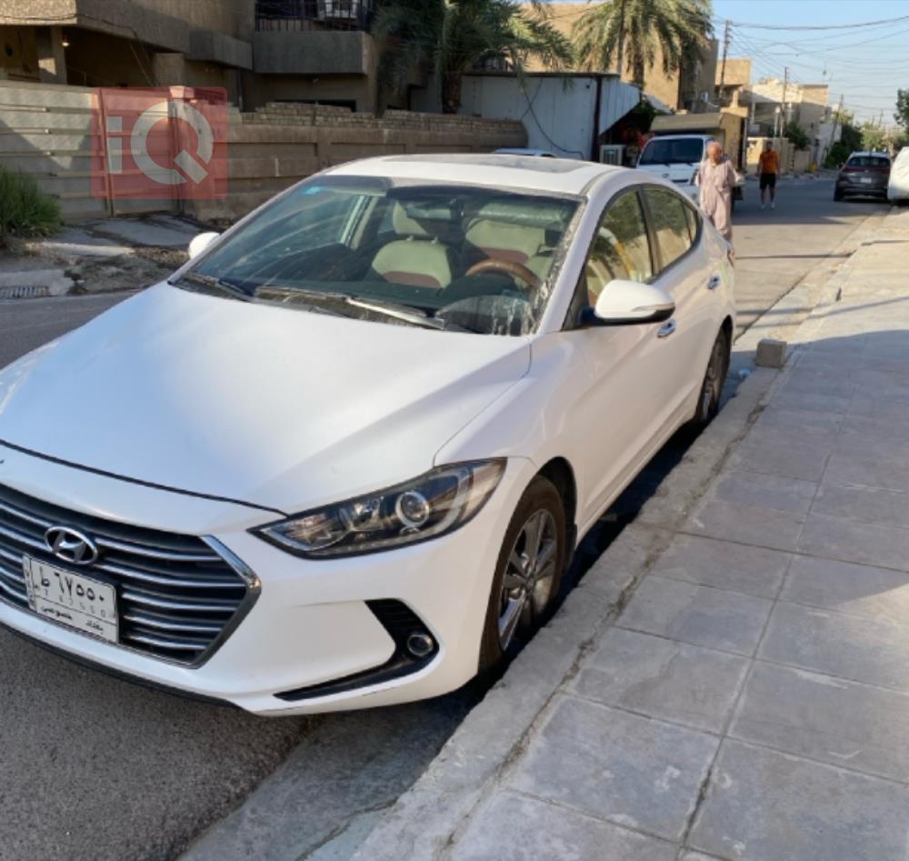 هیوندای ئەلەنترا
